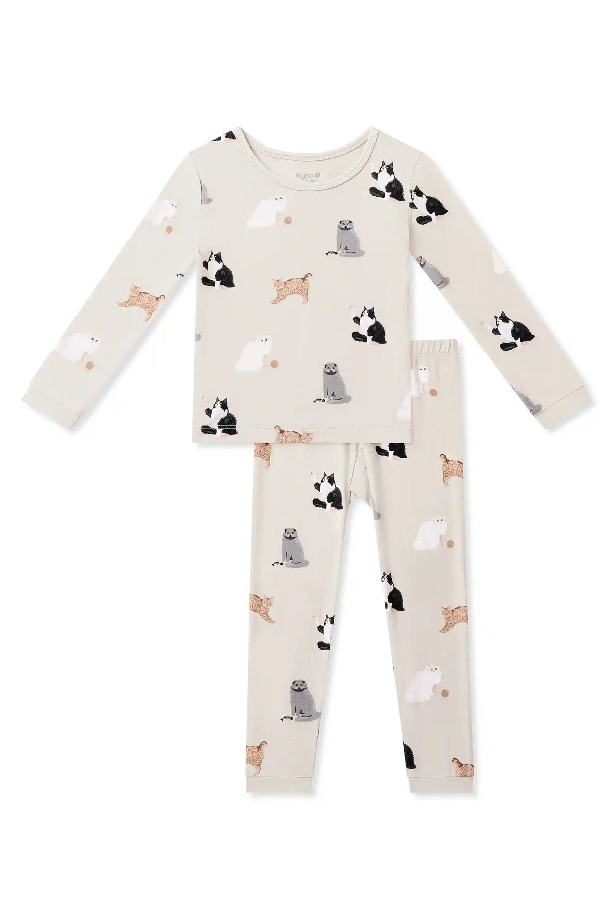Long Sleeve Pajamas in Fluffy Cat