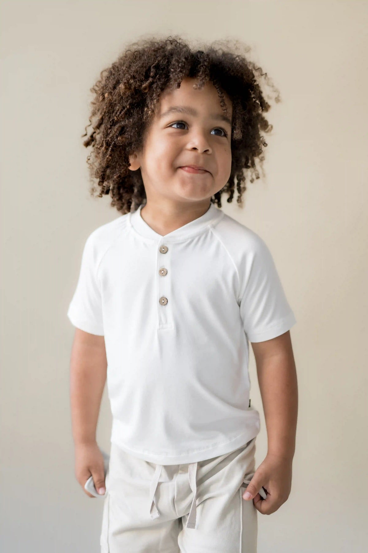 Short Sleeve Toddler Henley Tee in Cloud