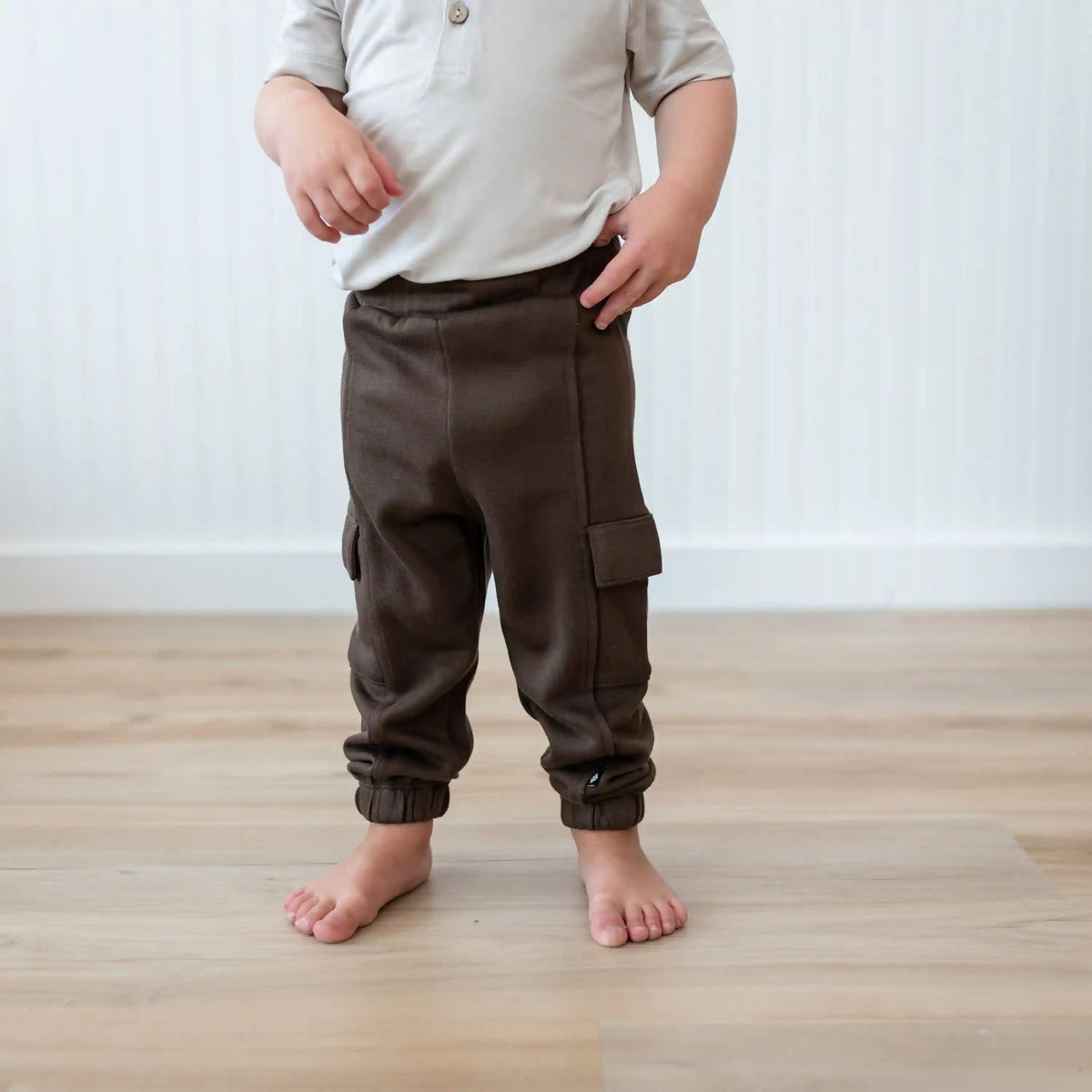 Fleece Cargo Pants in Espresso