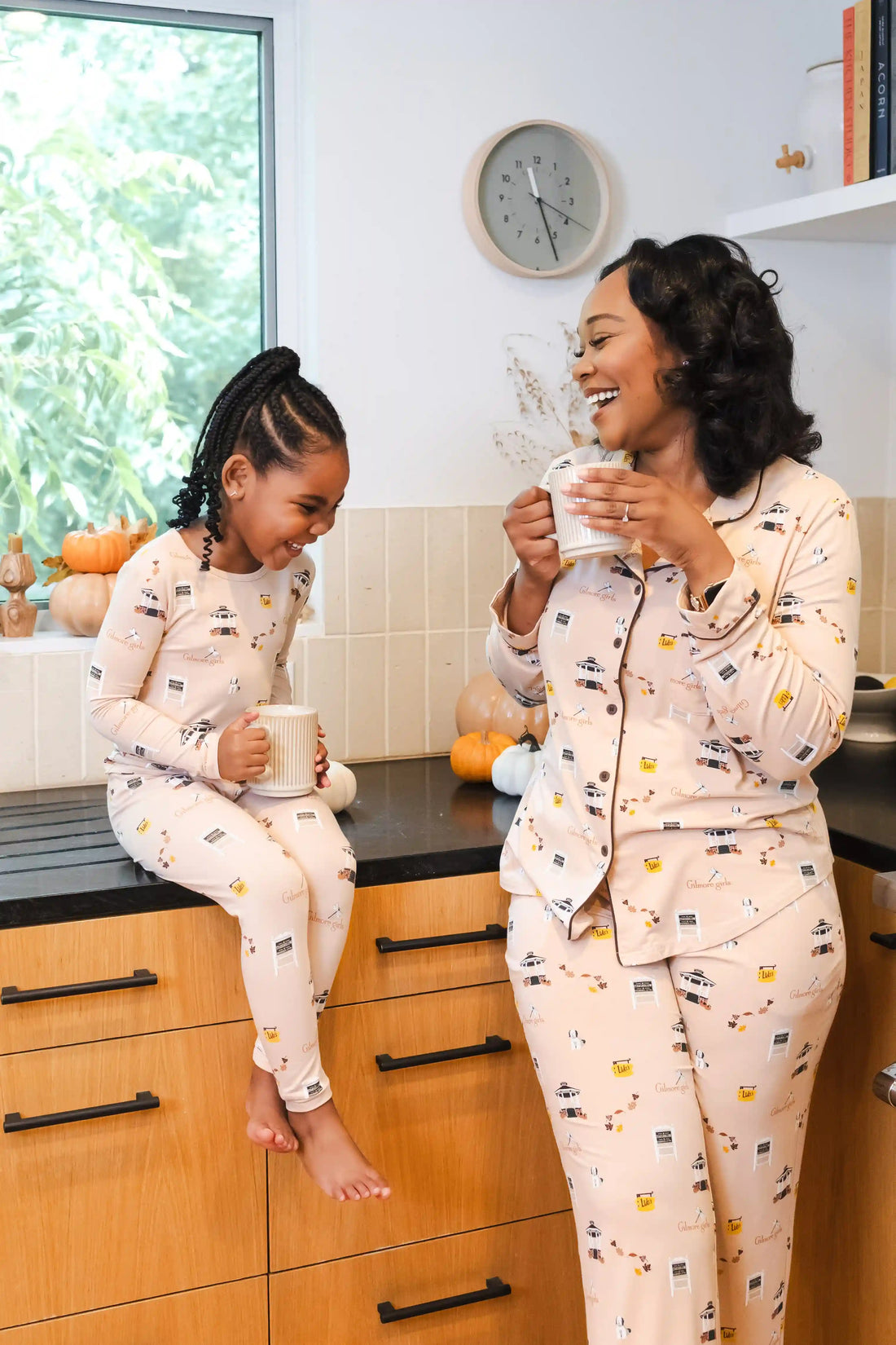 Long-Sleeved Women's Pajama Set in Gilmore Girls