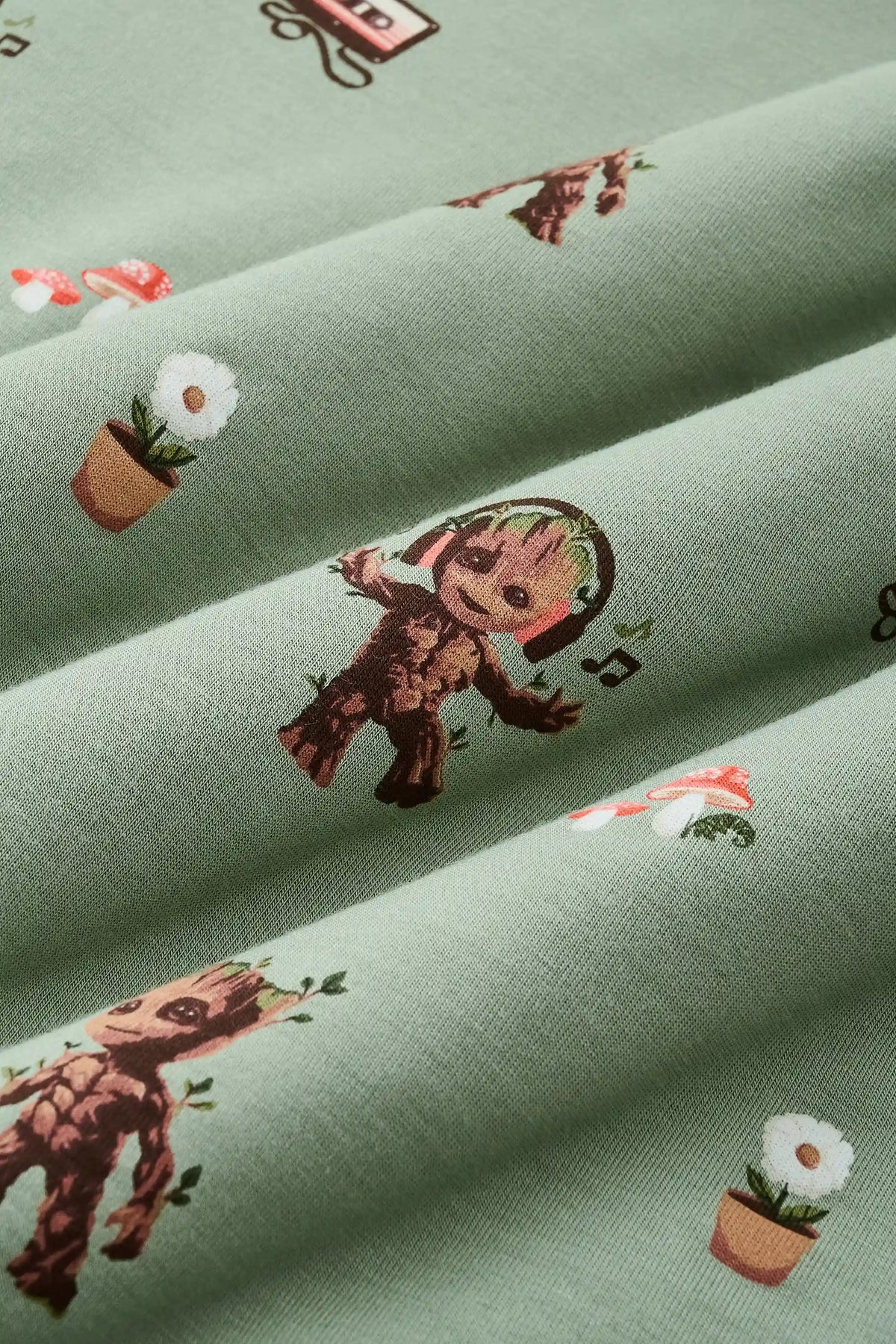 Sleep Bag Walker in Groot 1.0