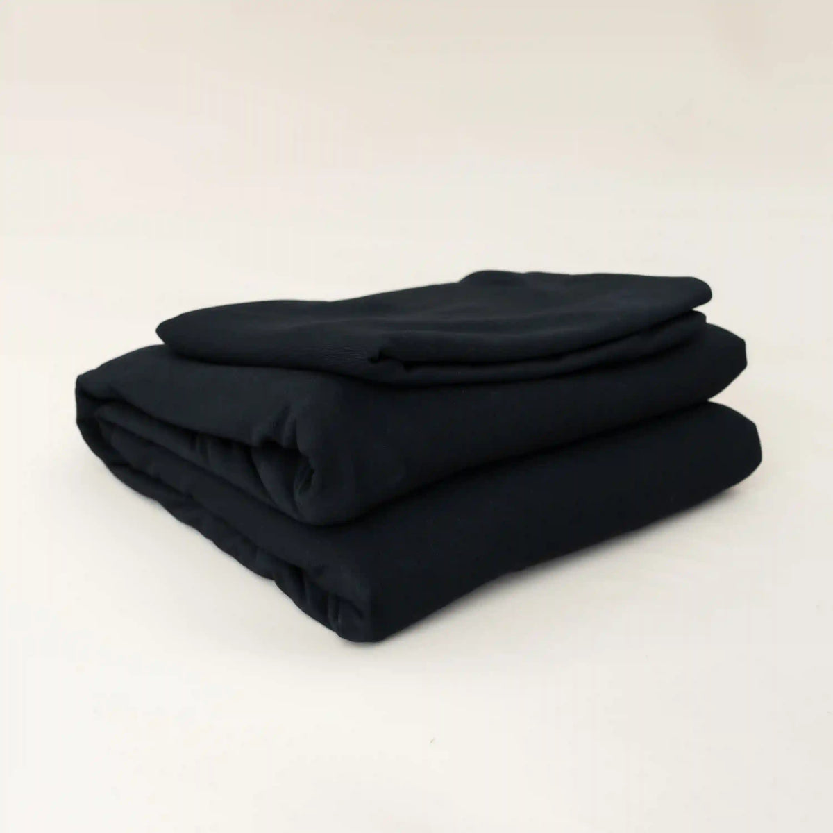 Fitted Sheet with Pillowcases in Midnight